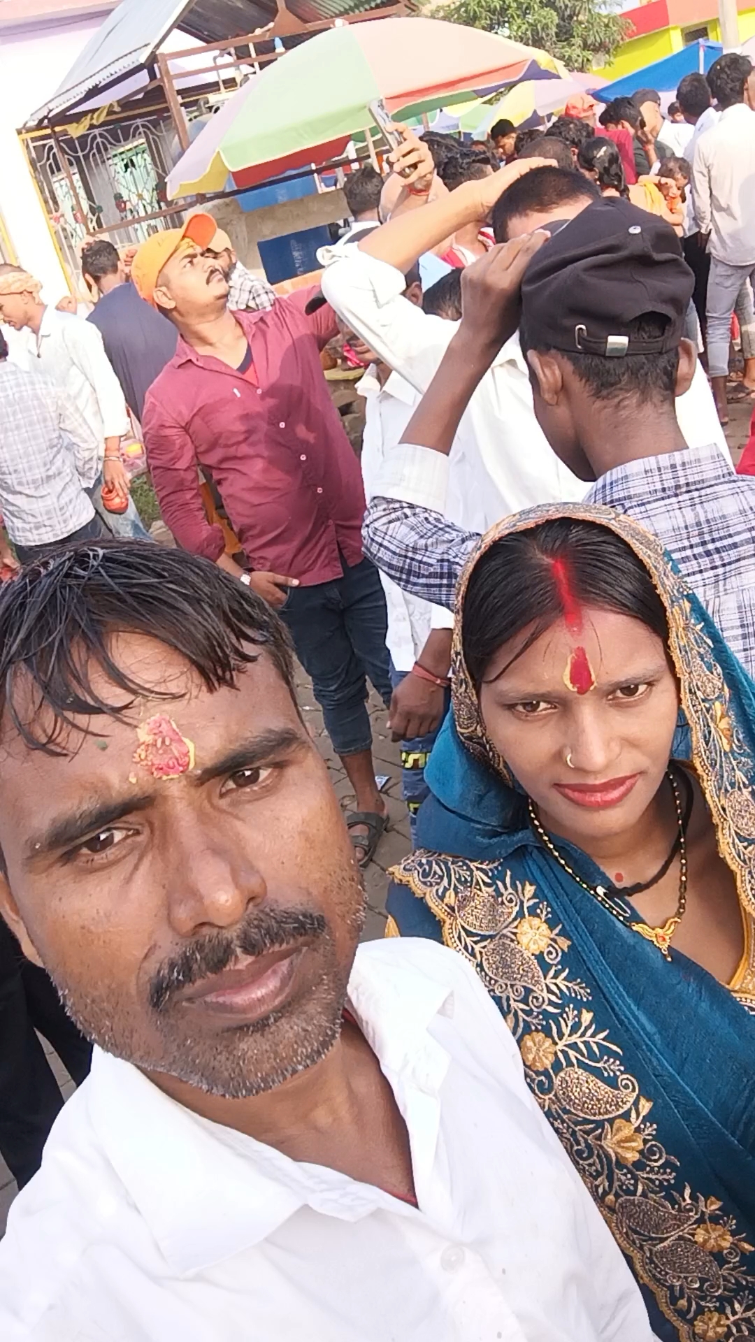Chhoti Si block ke madhyam se dekh sakte hain Aaj dharara Mahadev sthan mein