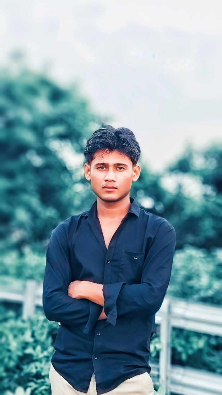 शरारती बच्चा 🤣