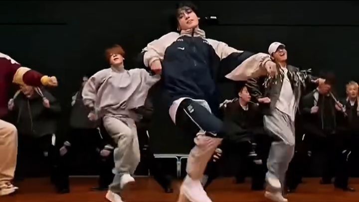 Dance bts