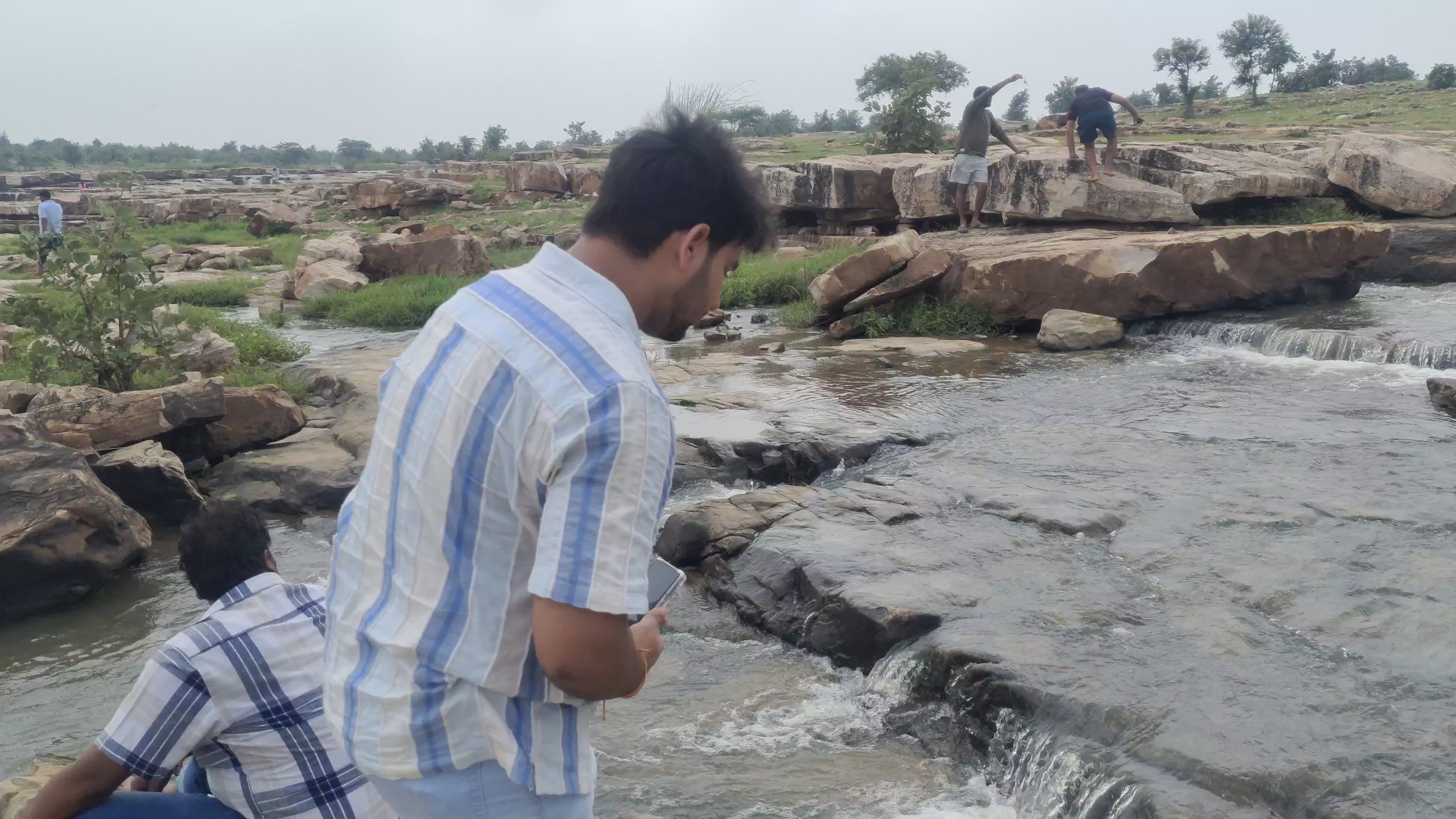 Waterfall me masti with friends.12k.view