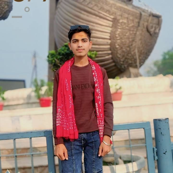 Dilip__ladla on Bideo