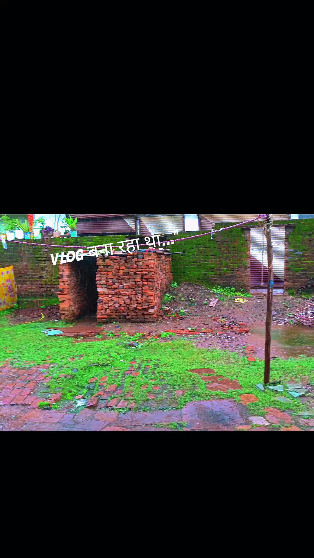 Vlog बना रहा था तभी अचानक बारिश आ गई