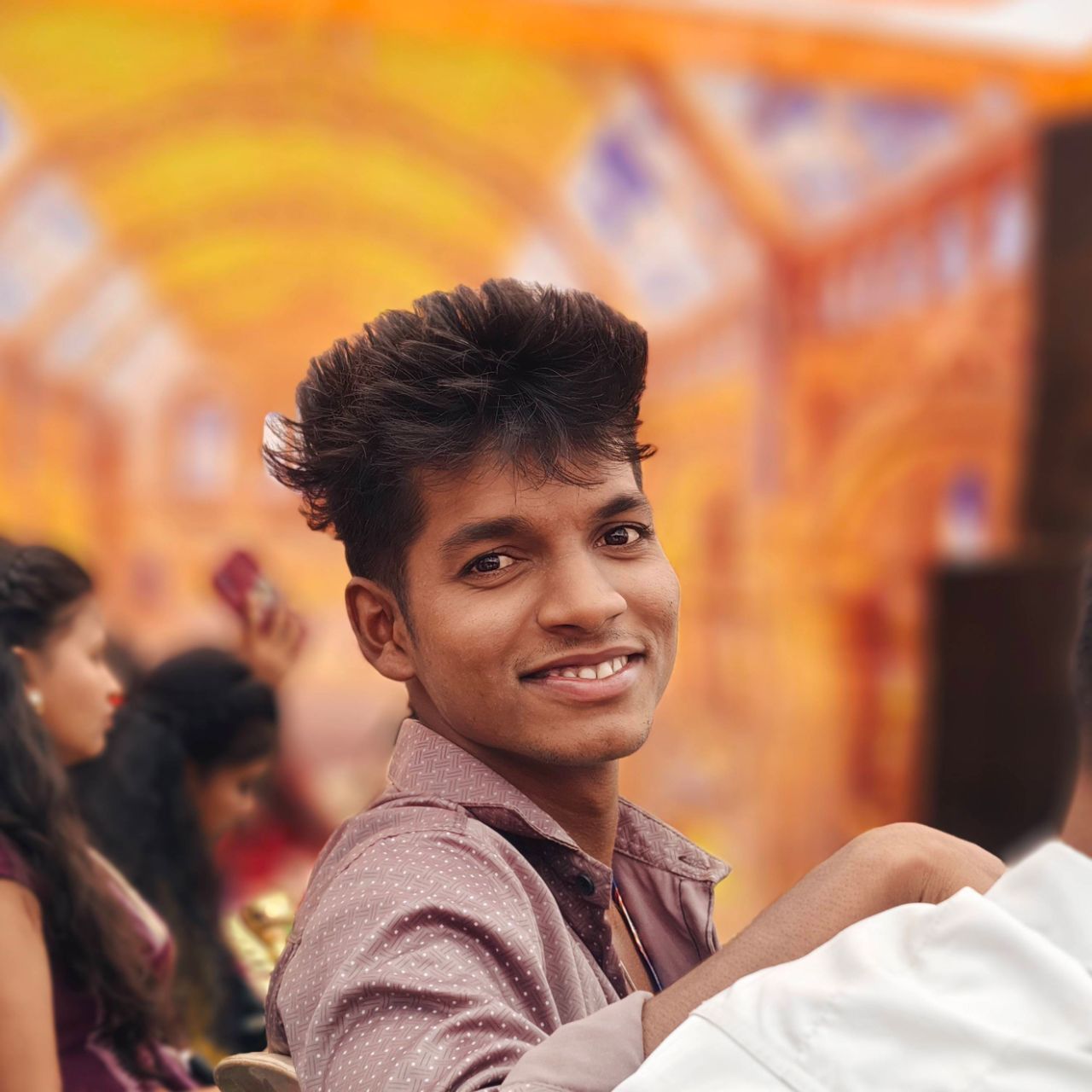 Deshmukhdilu on Bideo