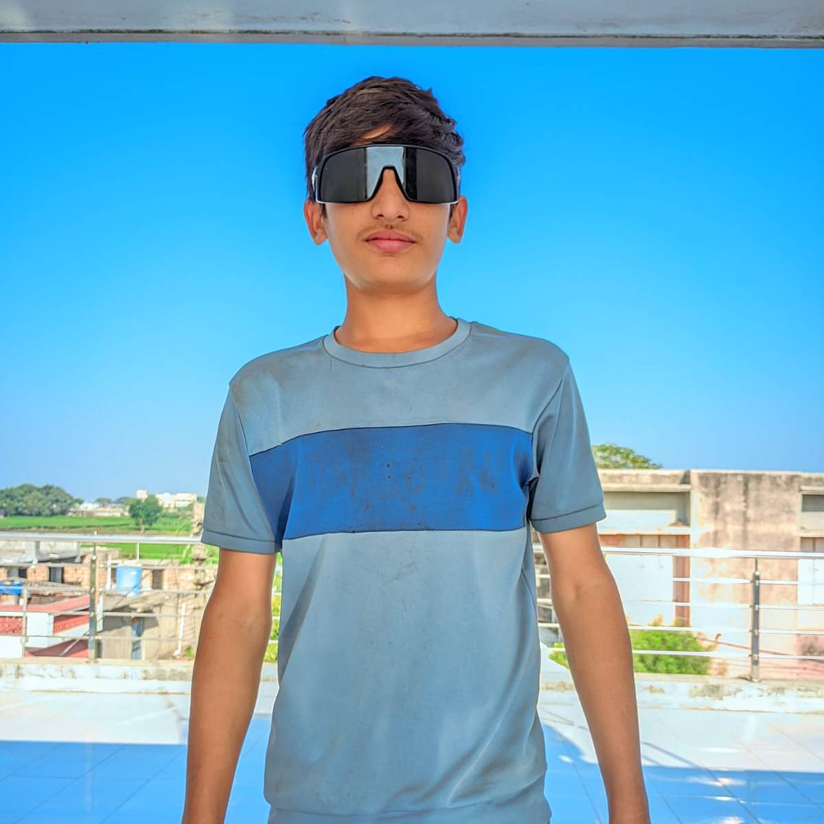 Vijay janjvadiya on Bideo