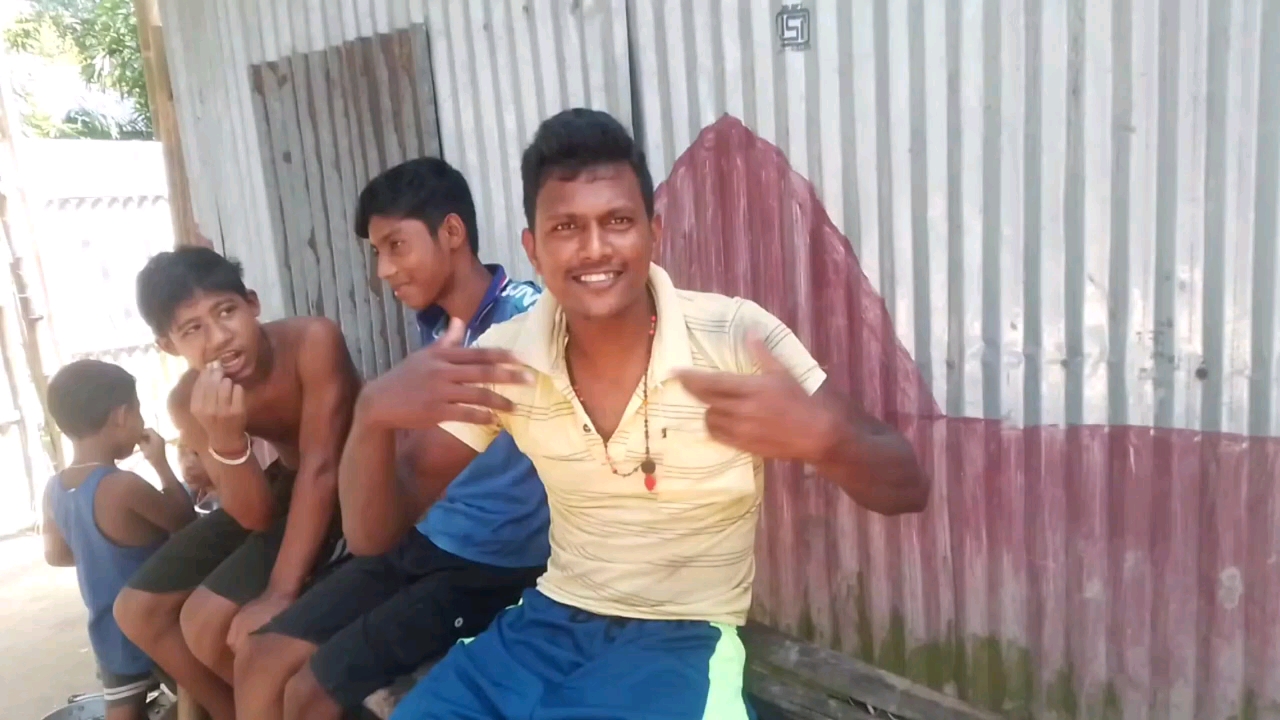 Viral Tending song