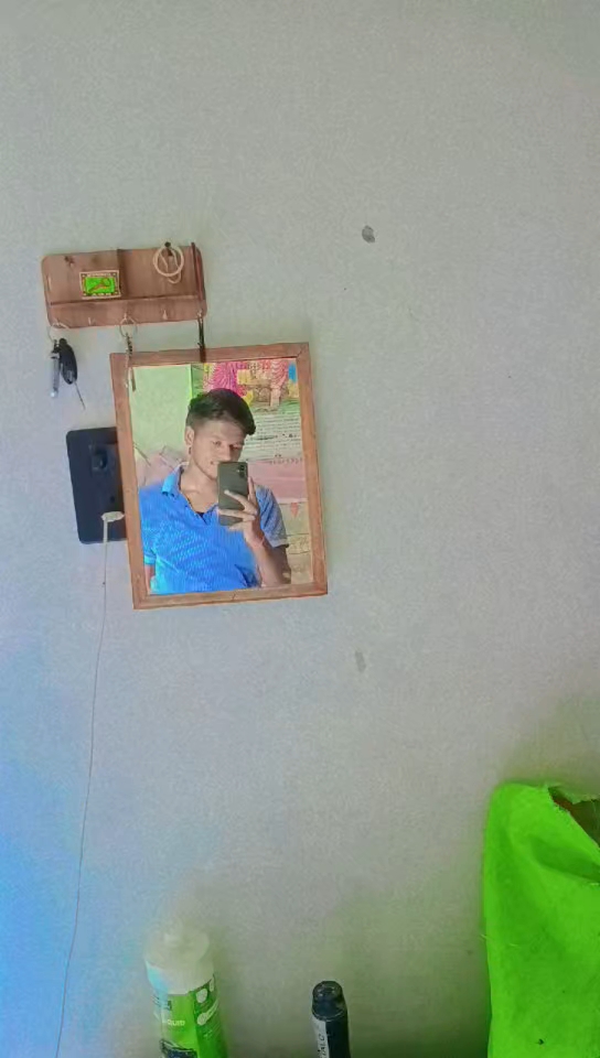 Casual Mirror Selfie Vibes 😎 #viral