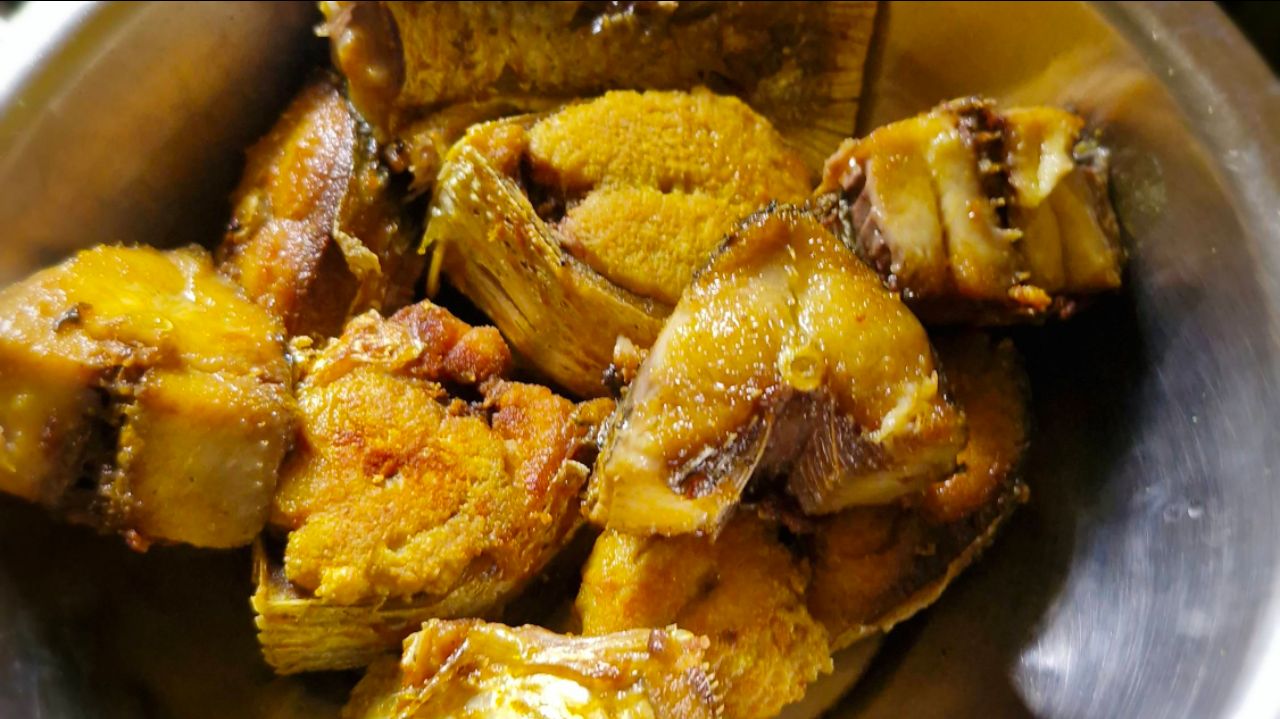 Ilish curry