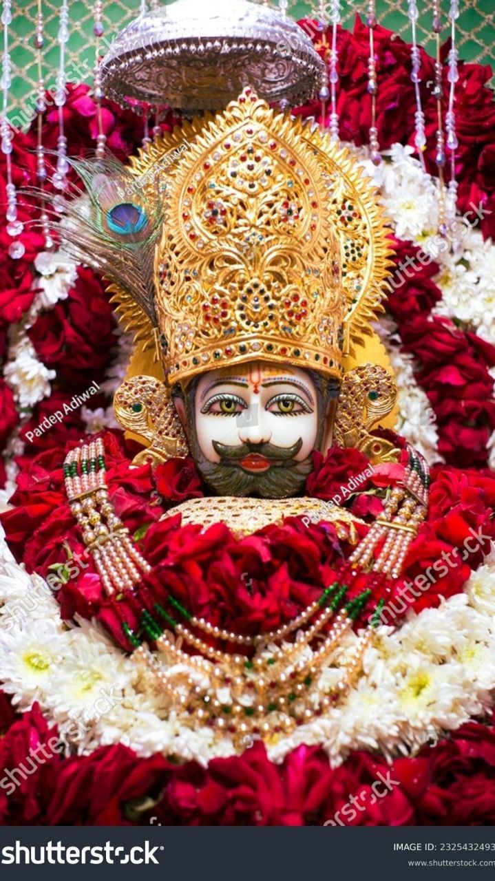 Baba shyam ke Bhakt video ko like Karen follow Karen