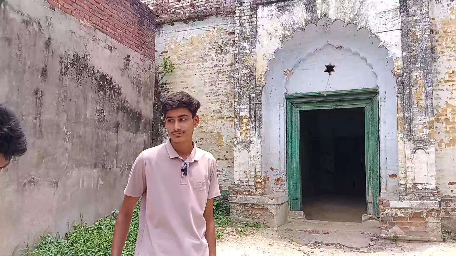 Aise video dekhne ke liye follow jarurat