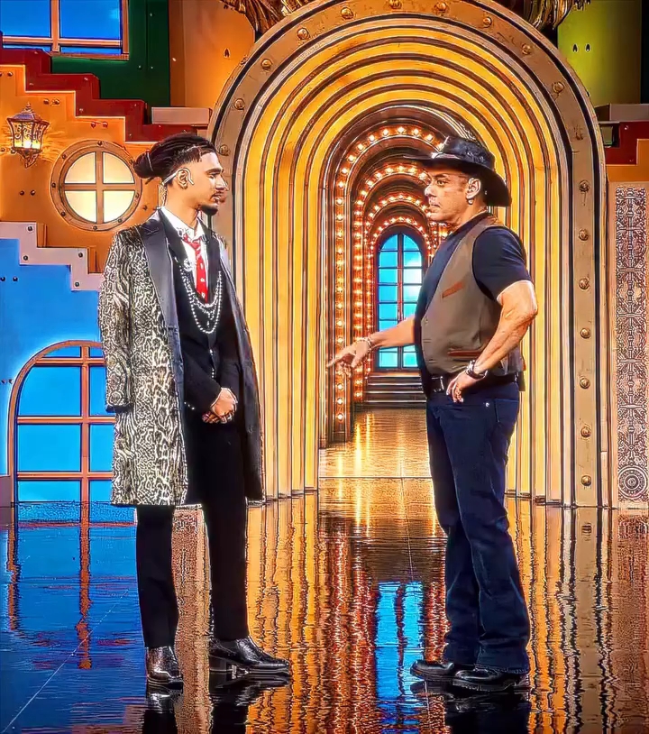 Officially inside the Bigg Boss 20 house! ❤️ Overwhelmed by all your love guys, aise hi pyaar dikhat