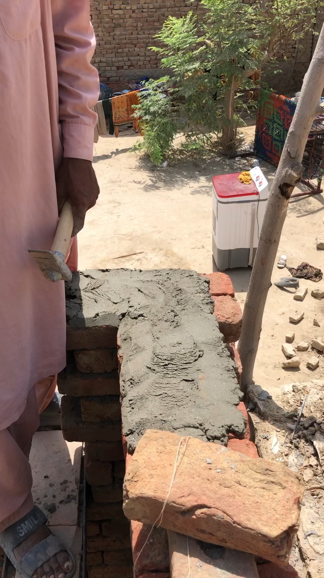 Corner fixing trick on wall.