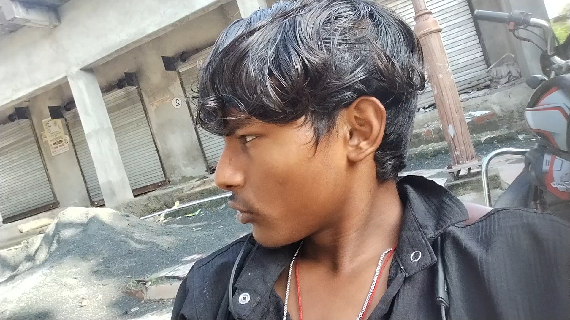 Yah Meri video mein kya
