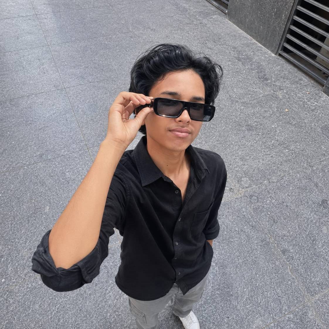 🇲‌🇦‌🇳‌🇮‌🇸‌🇭‌ 👑 on Bideo