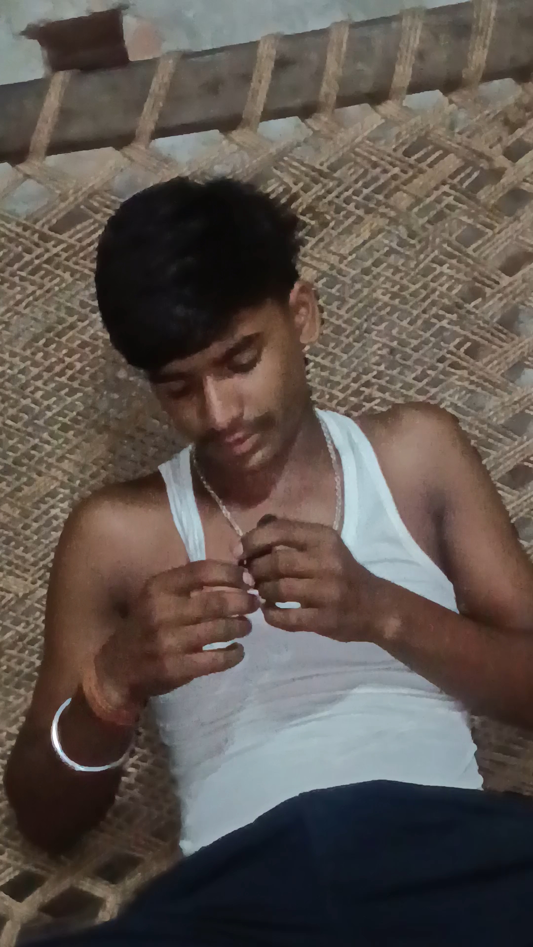 मोदी जी से बहस करने वाला आदमी#viral#trending#video