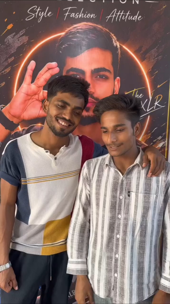 Ishq karne ki Kuchh Khwab Hua karti hai