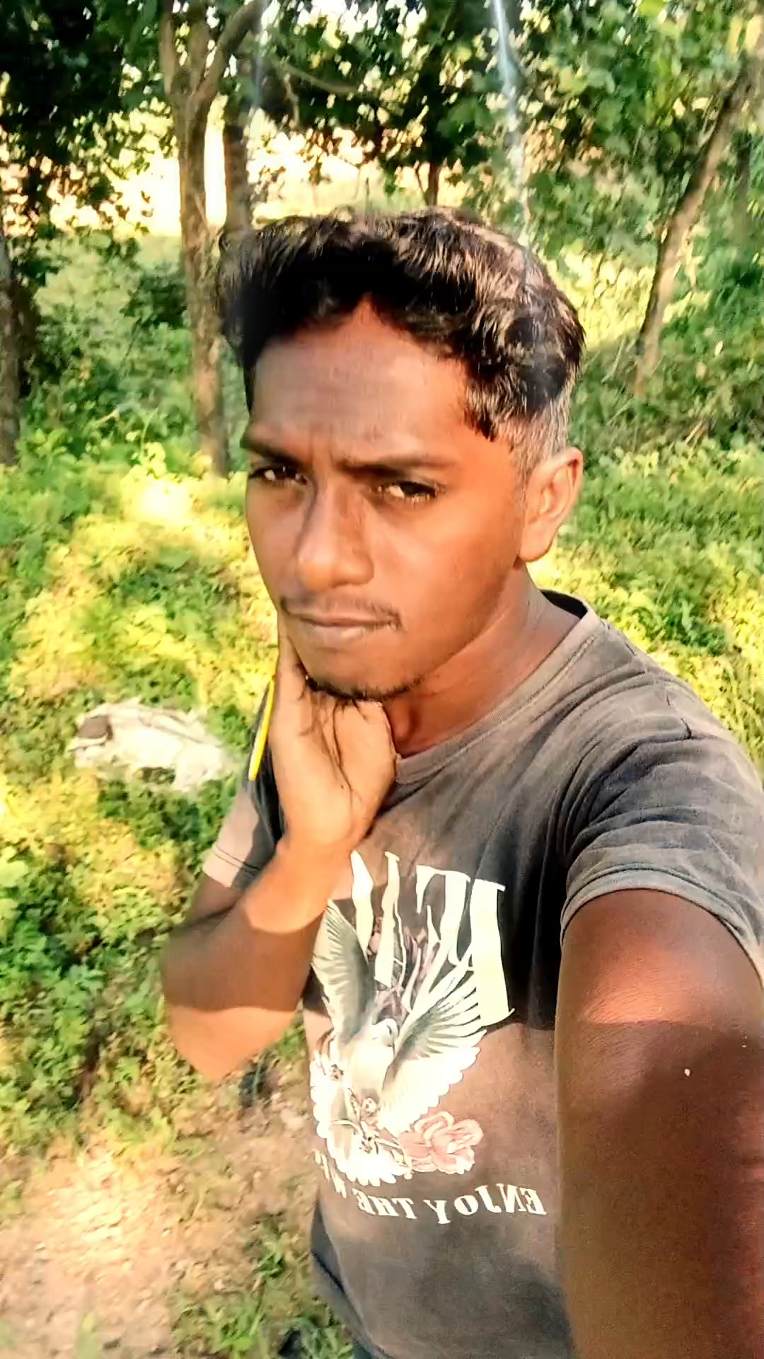 🌿❤️ नई शुरुआत, नया सफर और ढेर सारी यादें! 🎥✨
आज से शुरू हुई मेरी Vlogging Journey 😍
गाँव
