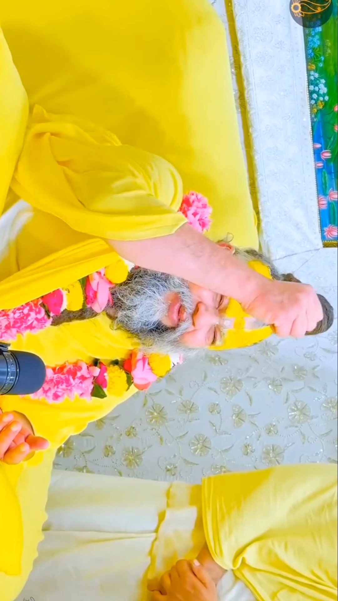 RADHA NAAM SABKO JIVAN DAN DEGA SHRIHARIVANSH