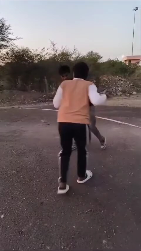 Dholi chappla