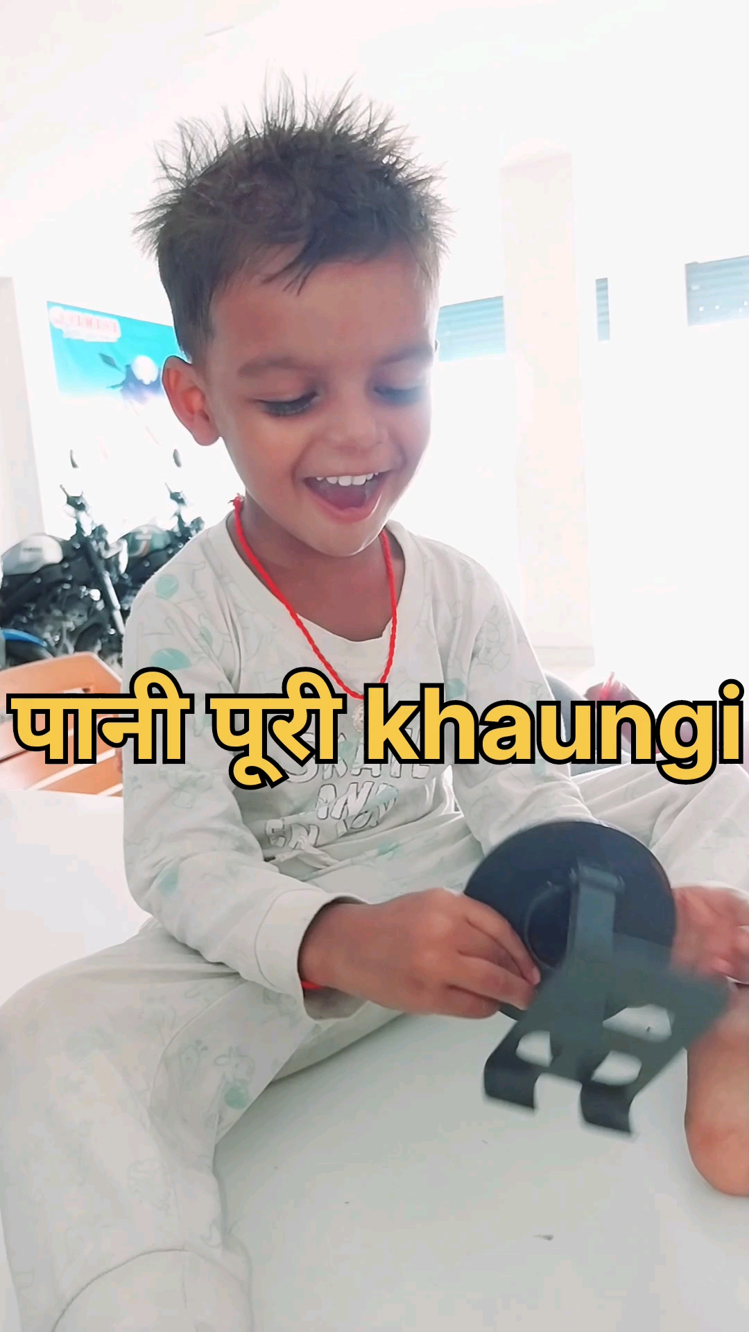 पानी पुरी खाओंगे? 😋 चपर-चपर शुरू 😂
Descriptio
