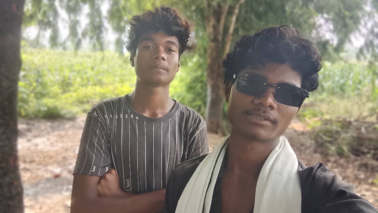 Kenal ki baat kar rahe hai