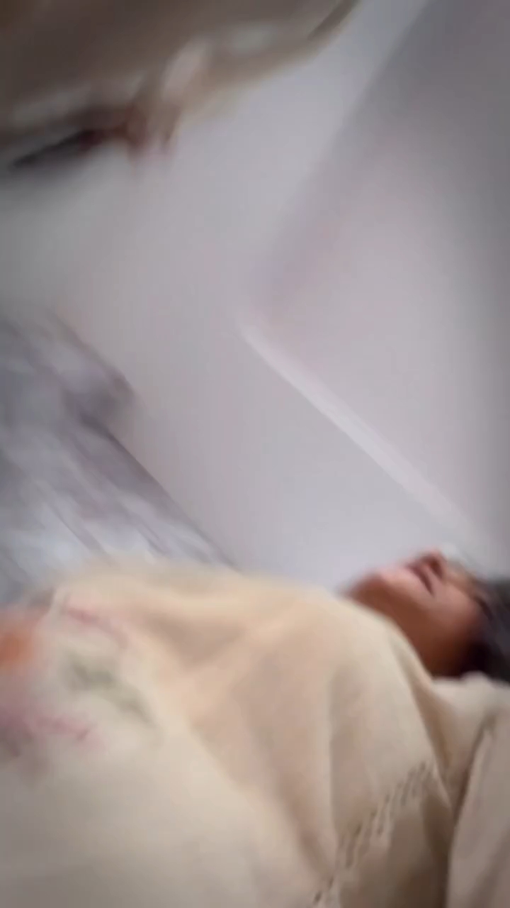 Nazar Nazar me haale dil ka pata chalta hai  #shirtbideo #Bideo