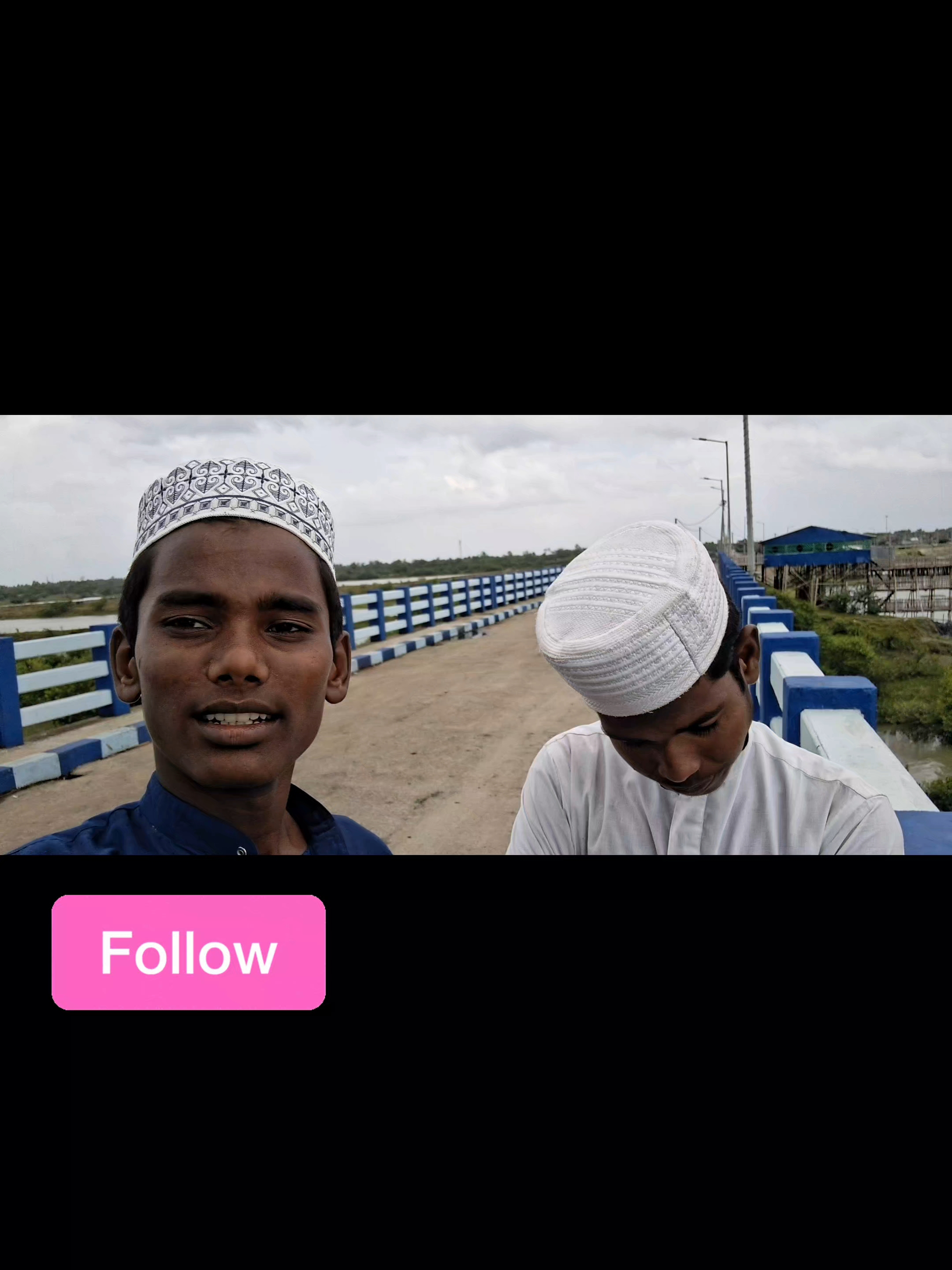 আজ কষ্ট,কাল সফলতা।আজ অপেক্ষা,কাল শান্তি।কারণ একমাত্র ভরসা আমার রবের উপরে।