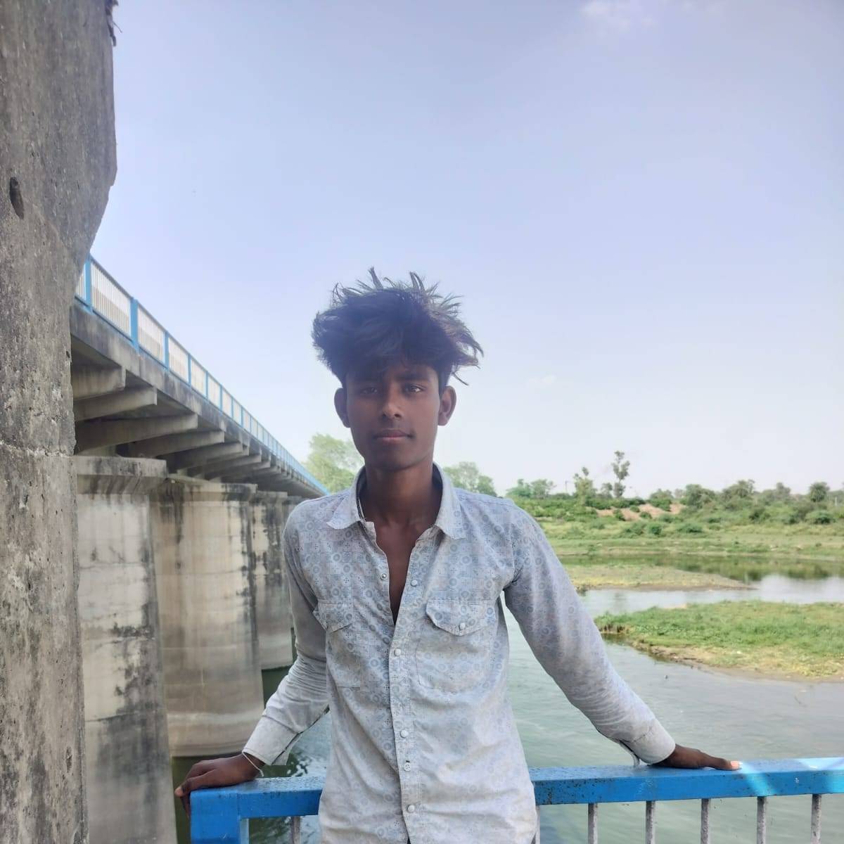 Rohitt on Bideo