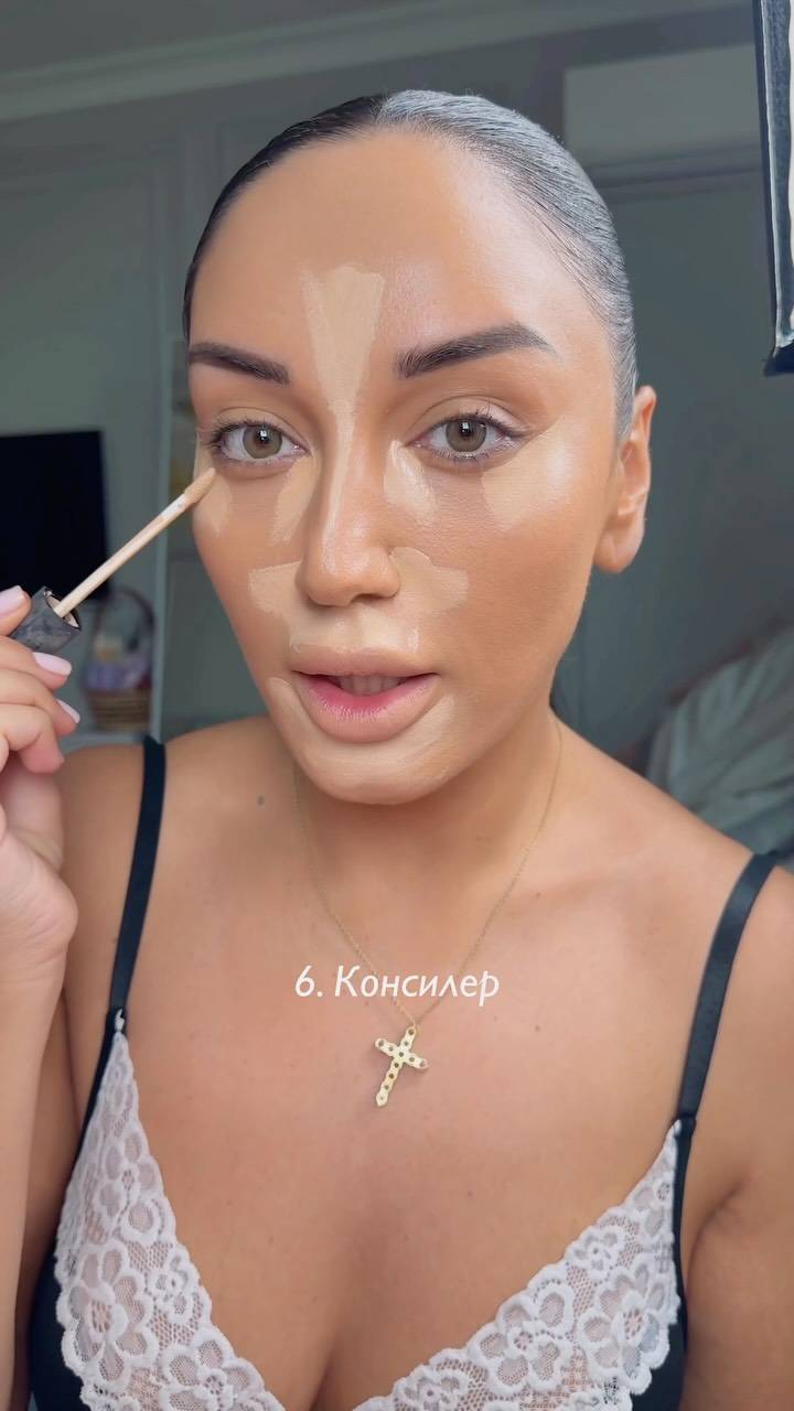 Save these 20 steps for the perfect makeup look 😍🔥 Which of these do you do? 😍🔥🙌🏻👇🏻👇🏻👇🏻