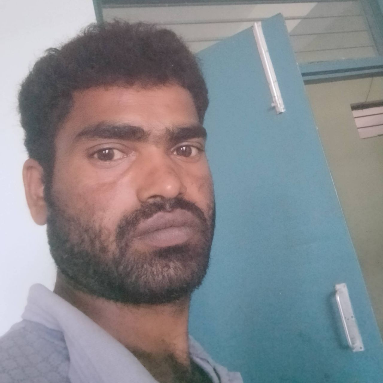 AjitDas Ak56 on Bideo