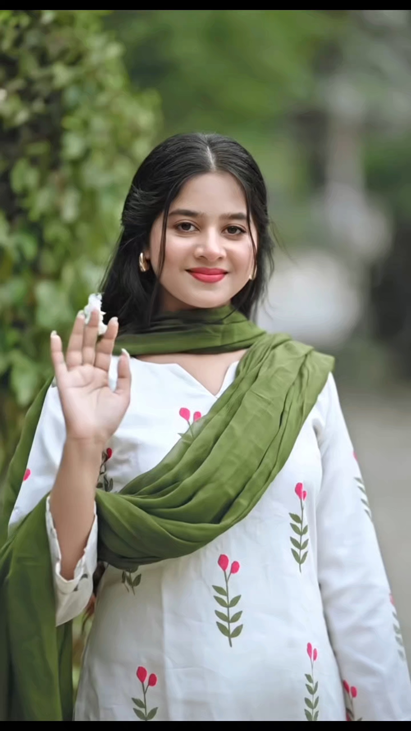 Tranding kurti set