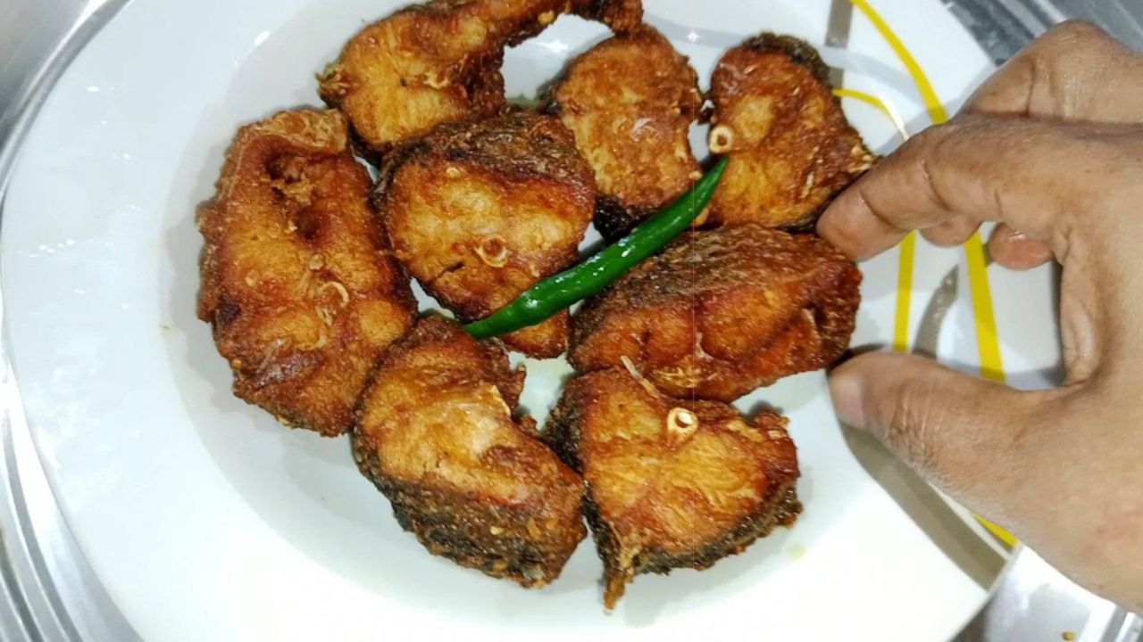 Chatpata Masaledar Fish Fry Recipe | Bideo | आज बनाएंगे चटपटा मछली फ्राई रेसिपी | Ladli Kitchen