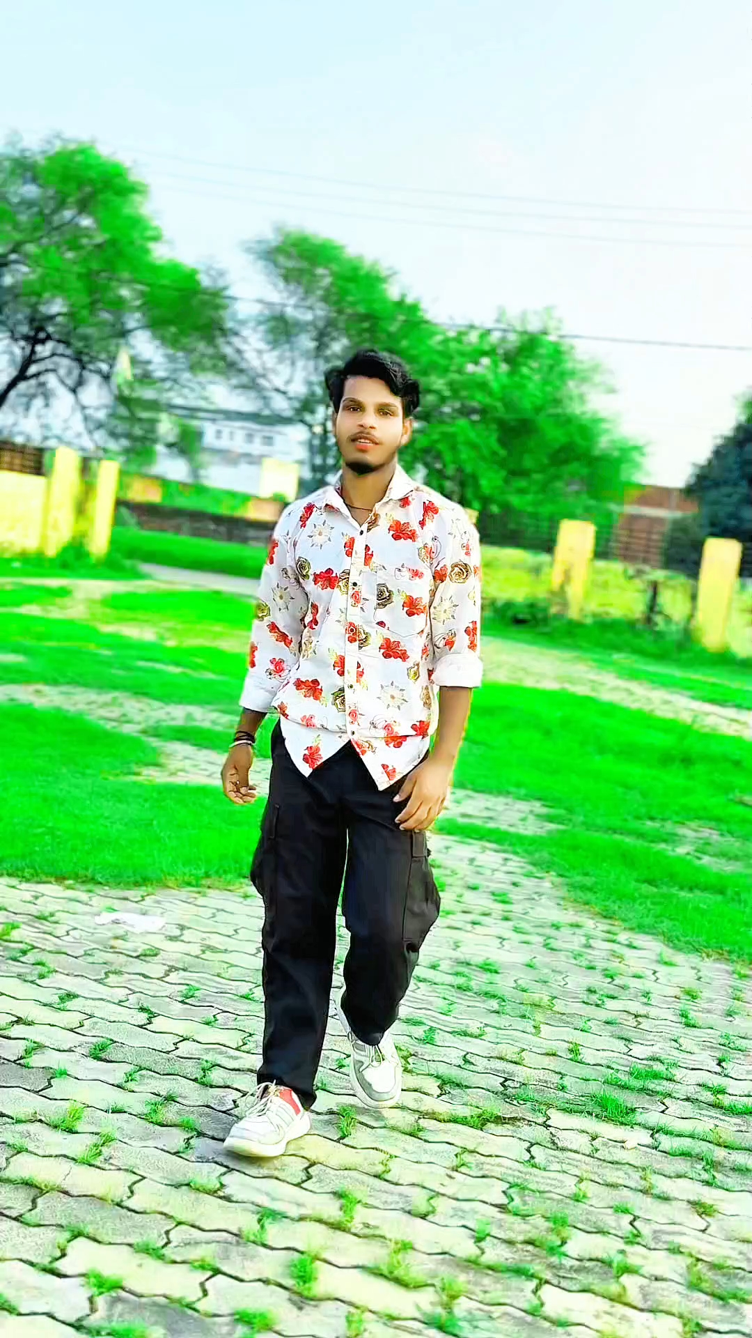 More Saiya Ke Fasake Mati marales Bhatar Katni 😜🫣