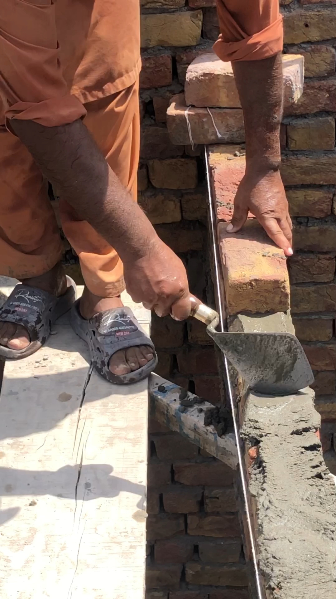 4 inches brick wall fixing.