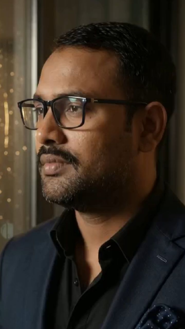 एक सेकंड तो रुको ------ये तुम्हारे लिए ही है