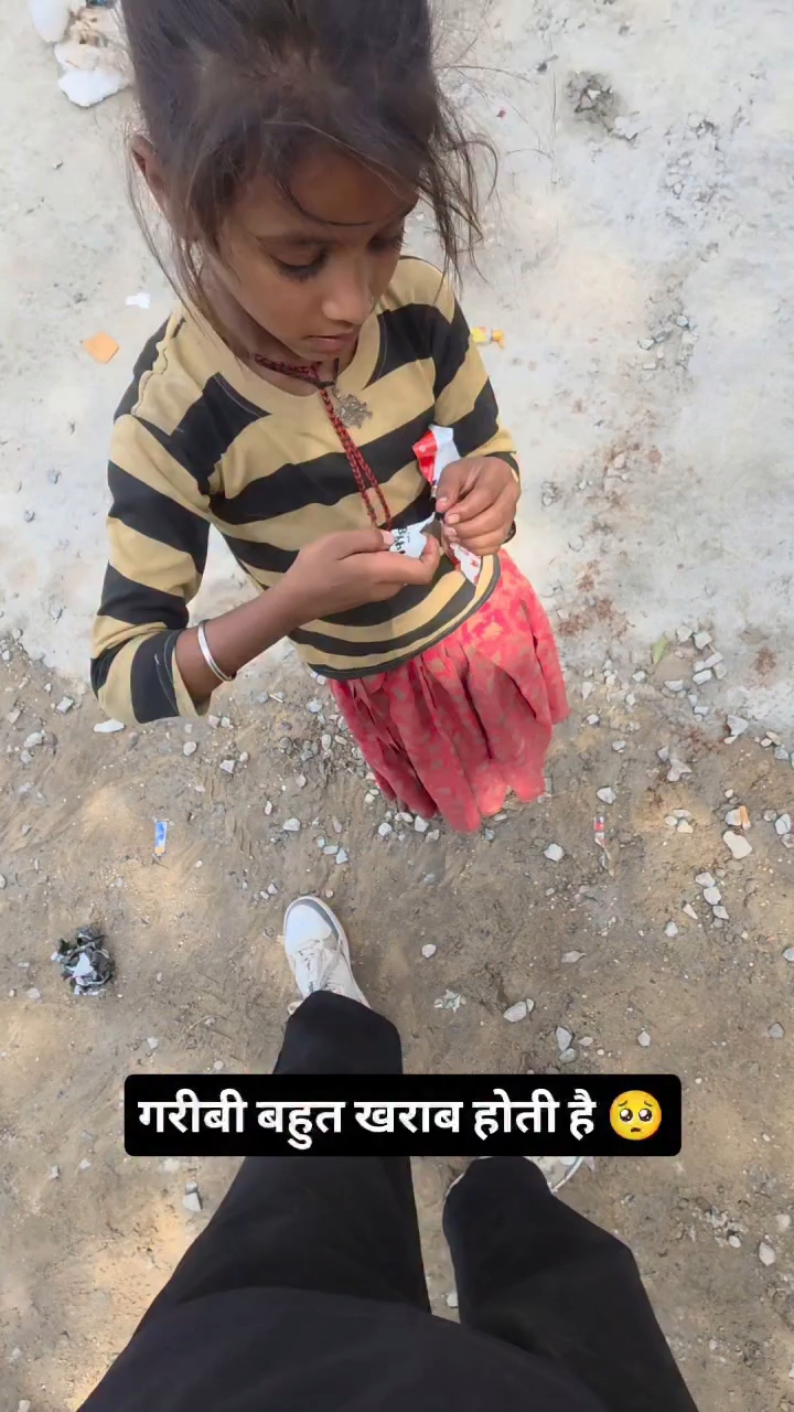 Helping poors kids 🥹