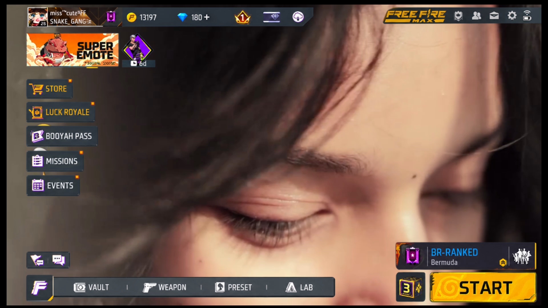 Cute🥰 girl👧🏻 with free fire🔥 video🎥 #like #freefire #tranding #cute 🥰#viral 🔥video🎥#cupple