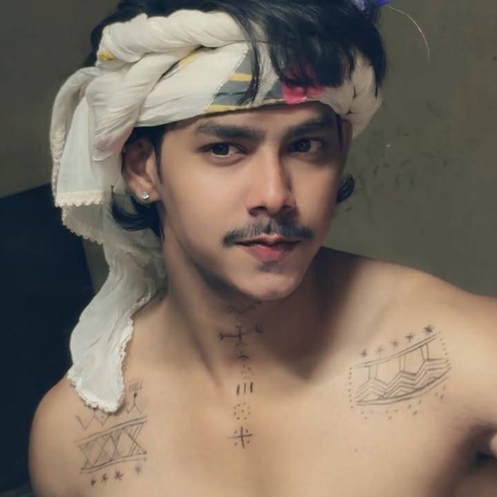 Mister Black_viper on Bideo