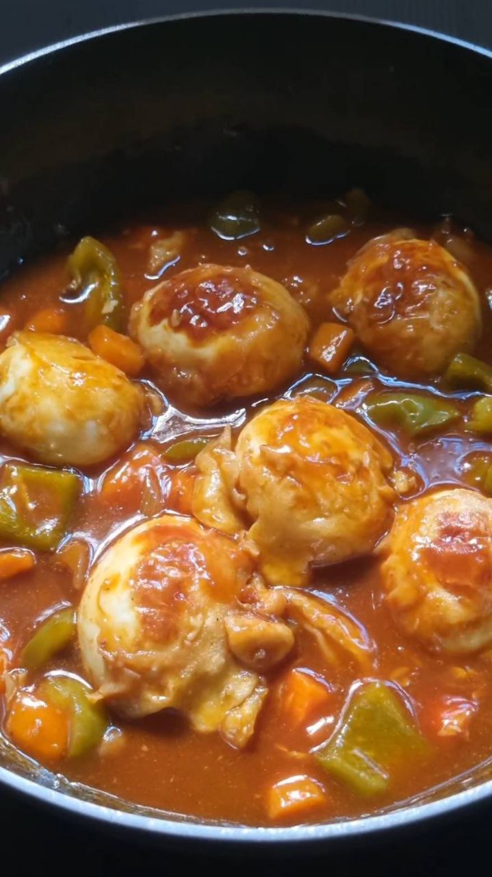 My First Chilli Egg Attempt 🌶️ | The Egg Didn’t Turn Out as Planned 😂 #shorts @heenacooks07