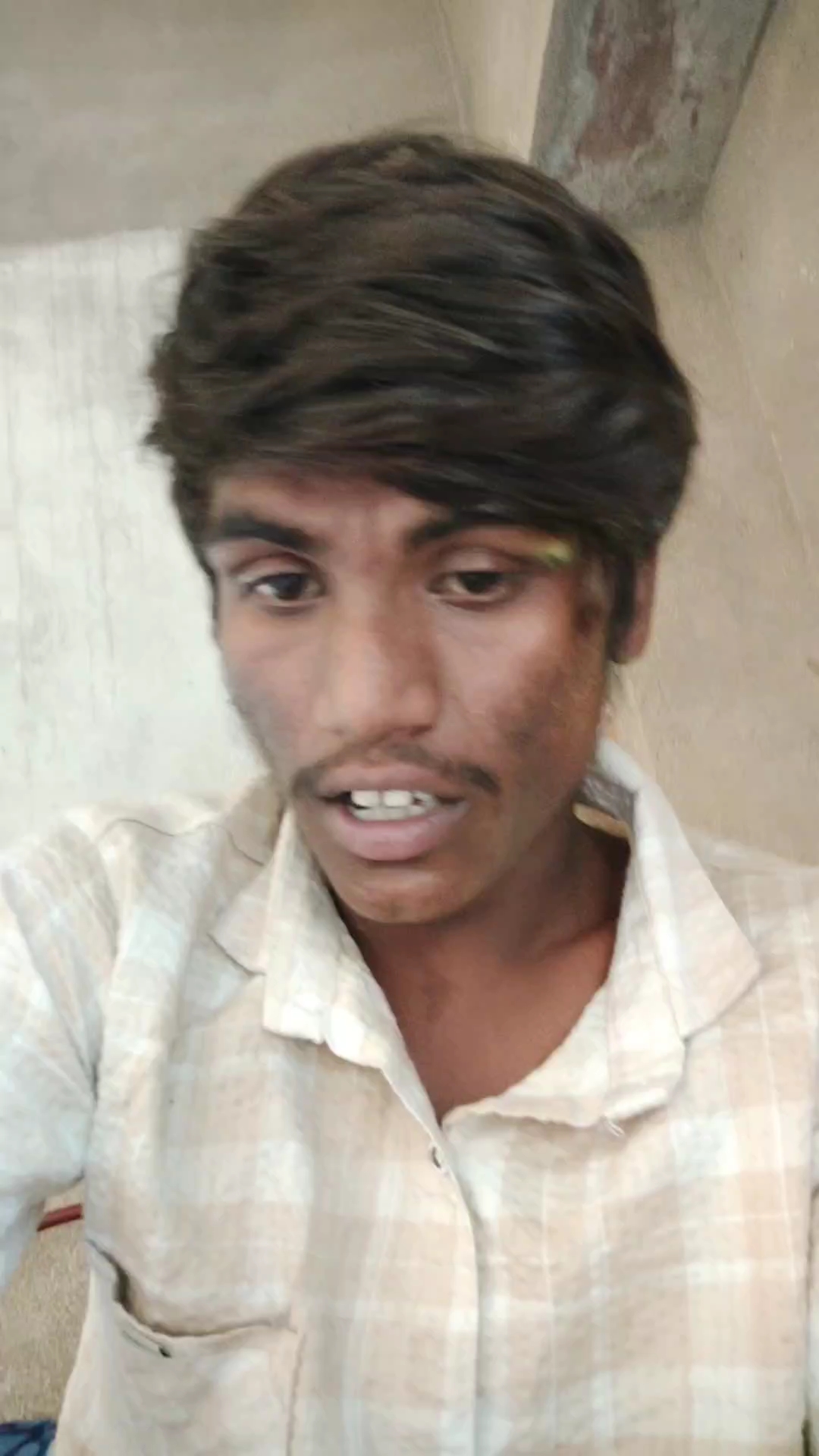 अकेले चलने का दाम रखो दुनिया तो ज्ञान देती है पर साथ नही