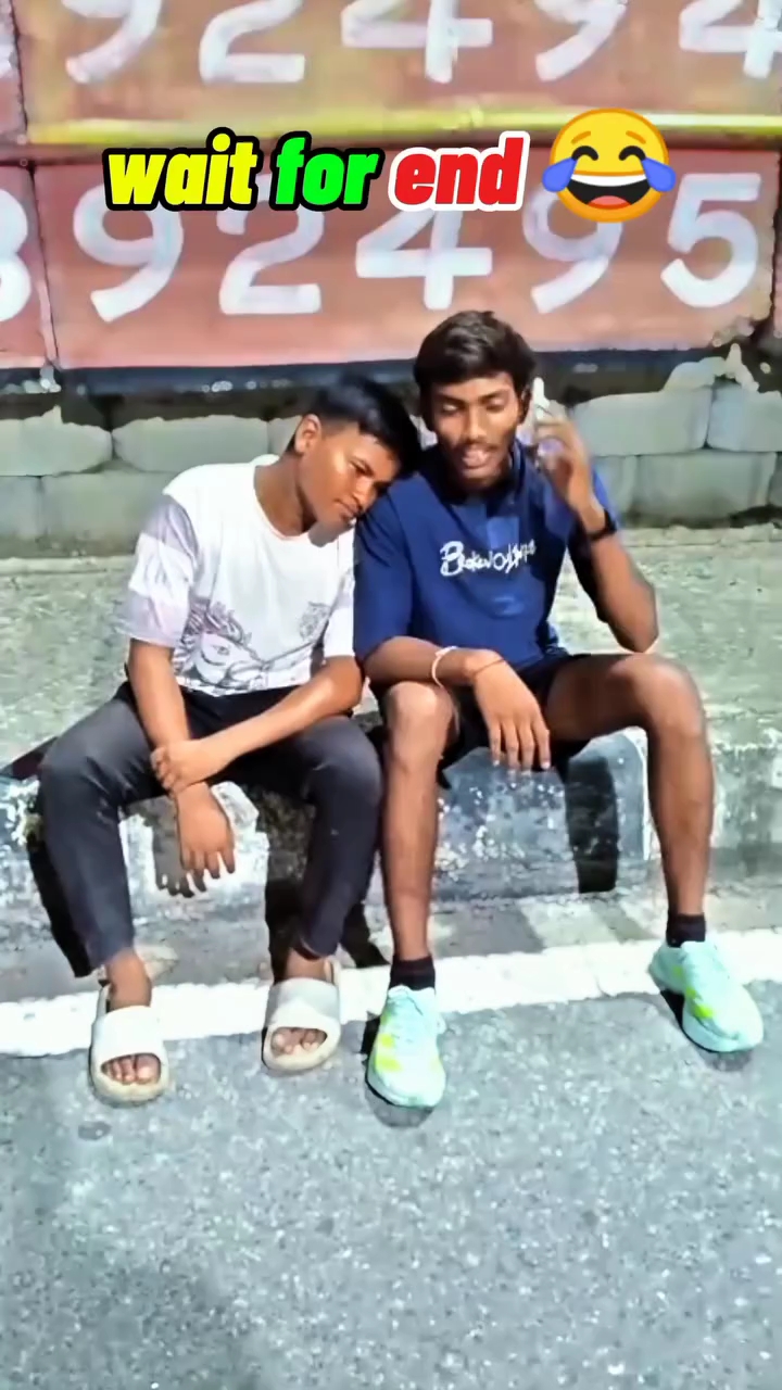 Dog ka harkat😂
