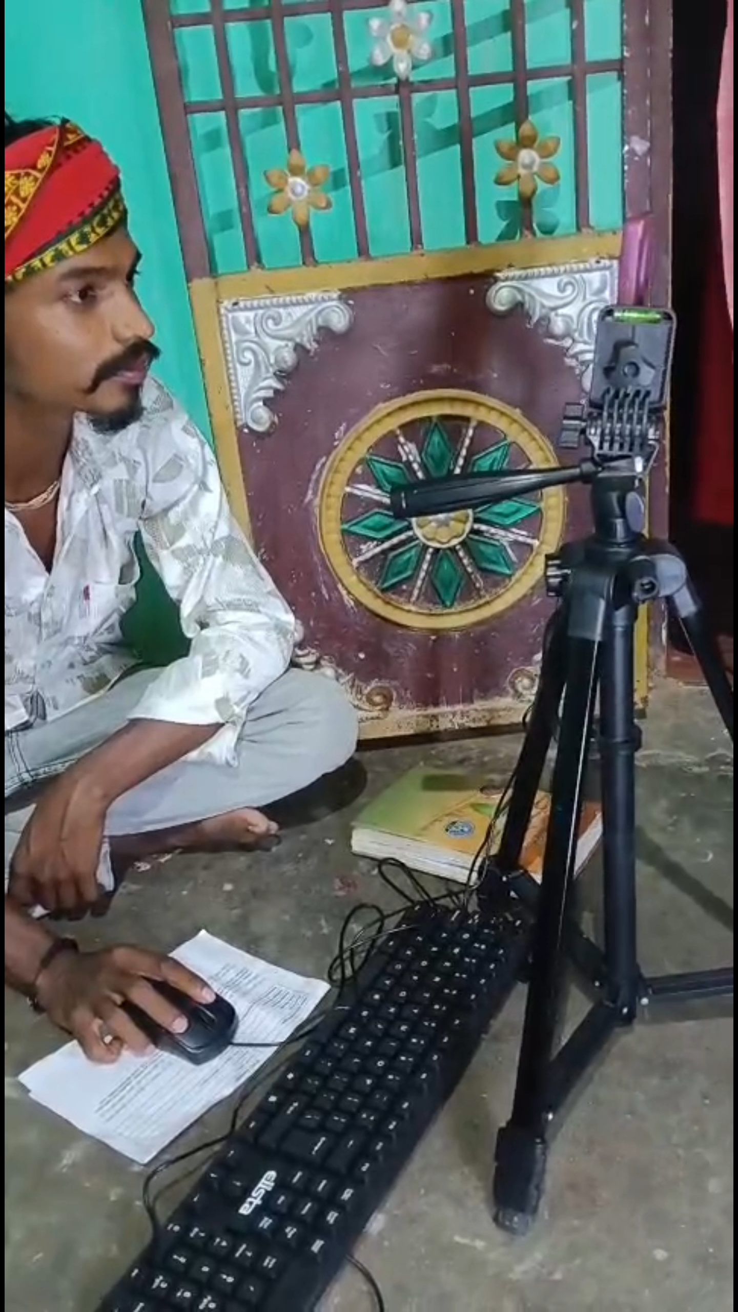 SUPPORT PLEASE