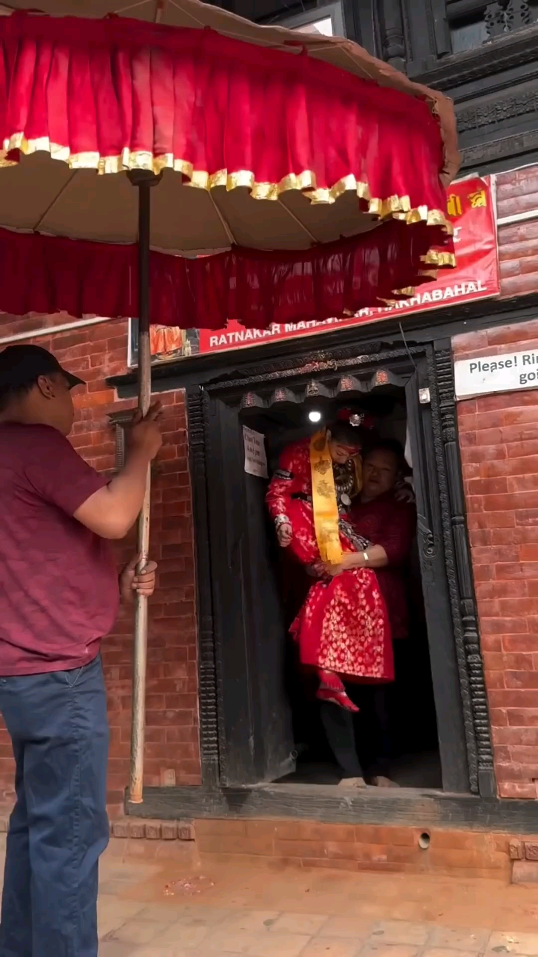 Nepal ki living goddess
