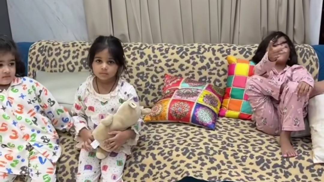 Hamari Family achai lagtai ha to Follow💗💗#Malik blogs☀️☀️