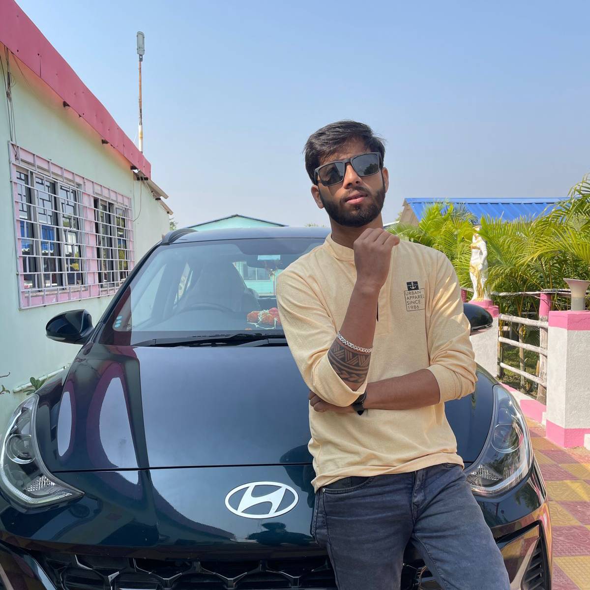 Biswarup Koley on Bideo