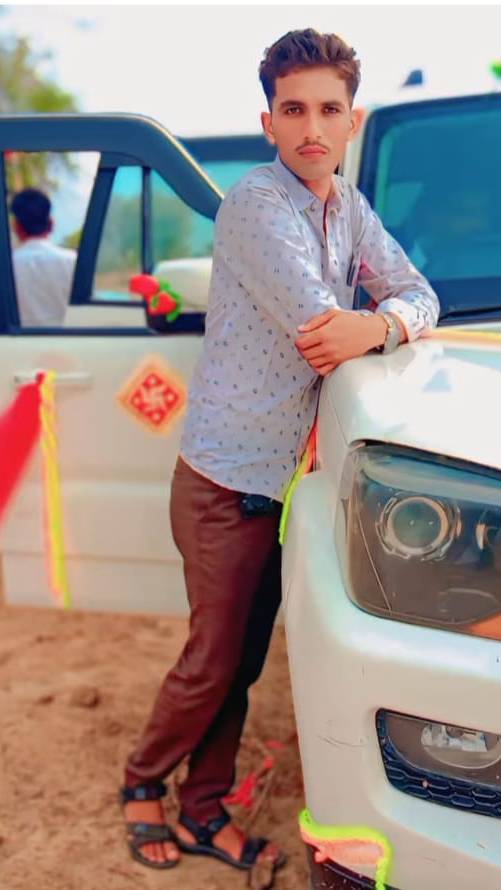 सभी भाइयों और बहनों को हाथ जोड़कर विनती है फॉलो करें लाइक करें शेयर करें कमेंट करें आगे से आगेभेजें