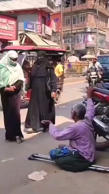 Insaniyat dinda hai #viral