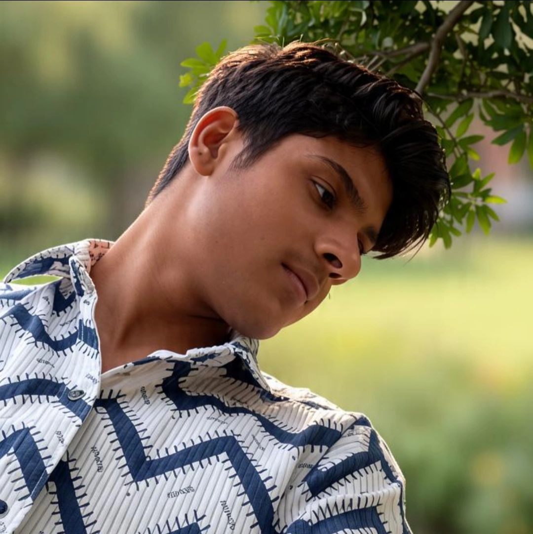 Sumit vloger 001 on Bideo