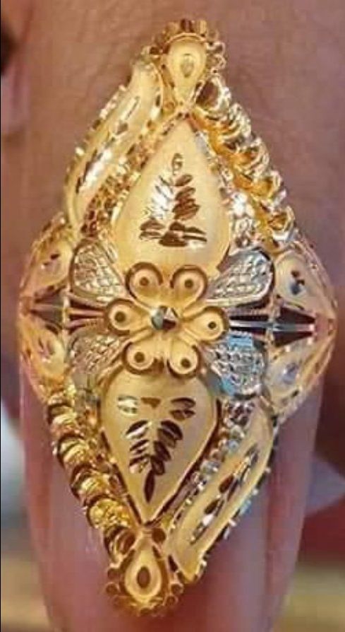 Post by Ss jeweller on Bideo