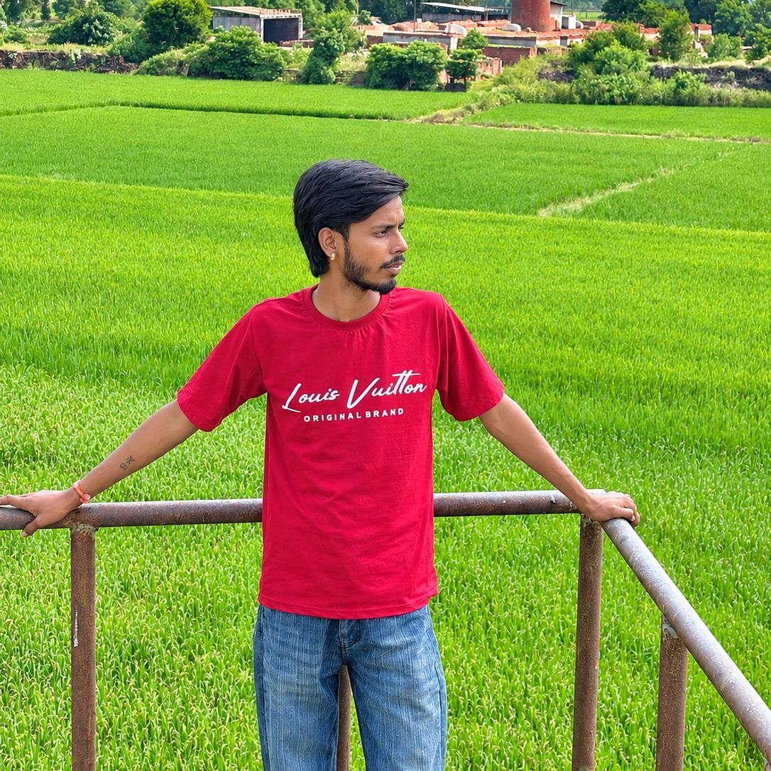 Sunil Maurya on Bideo