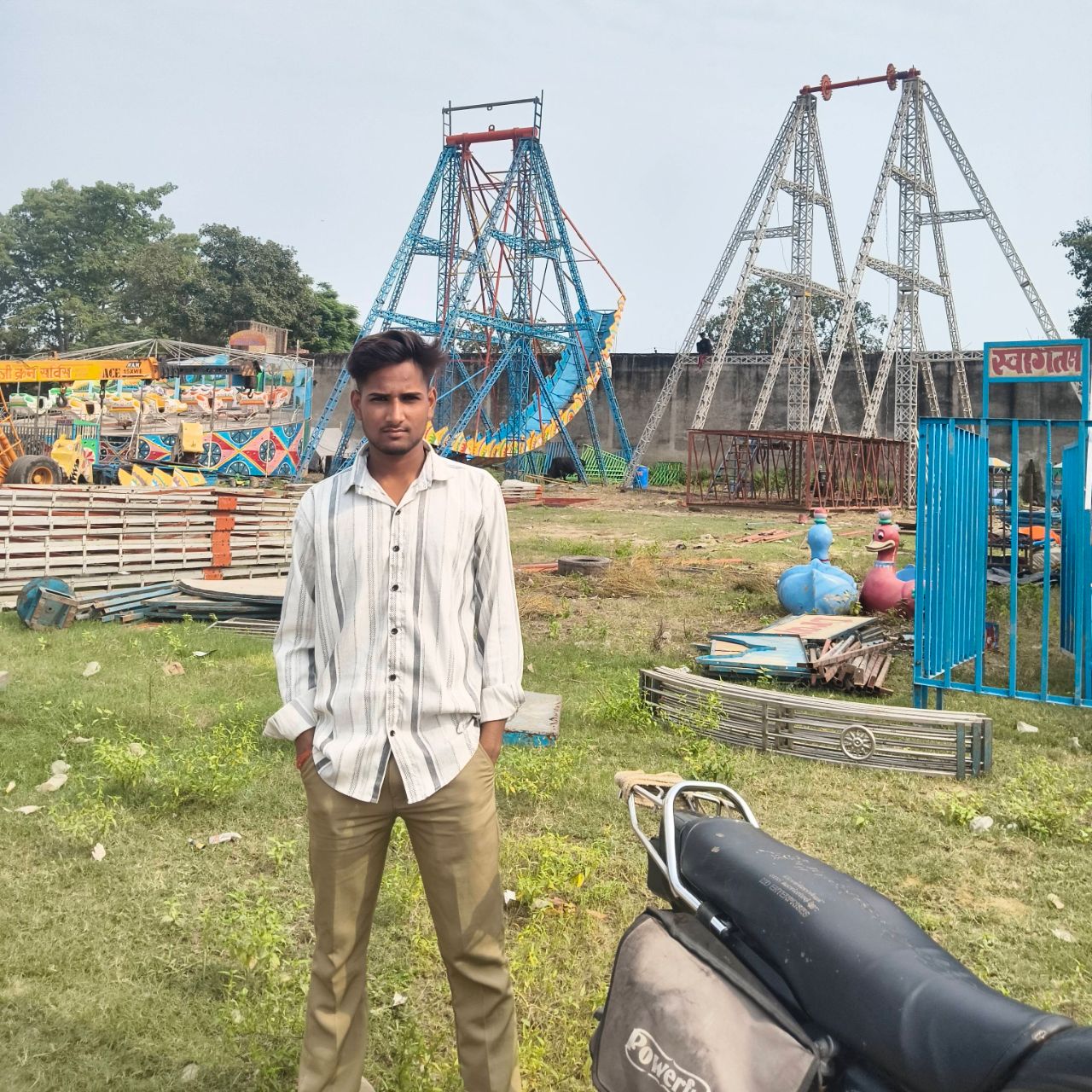 Pradeep vlogs on Bideo